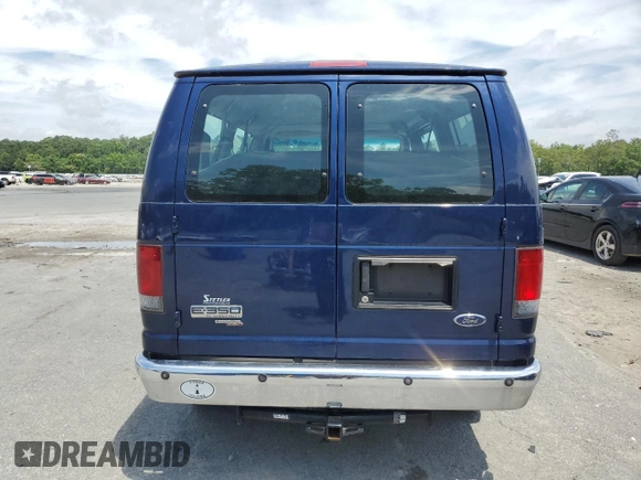 2008 Ford Econoline Passenger XL z VIN 1FBNE31L08DA48608, wystawiony jako Copart lot #58500125 z przebiegiem 177 915 mil mil oraz Szkoda całkowita • Salvage title. Historia ofert i sprzedaży dostępna na DreamBid. Obrazek 6.