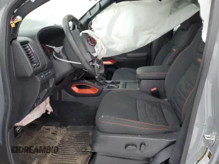2024 Nissan Frontier Pro-4X with VIN 1N6ED1EK0RN630091, listed as a Copart auction lot 88705595 with 9,059 mi miles and Clean title. Bid and sale history available at DreamBid. Image 7.