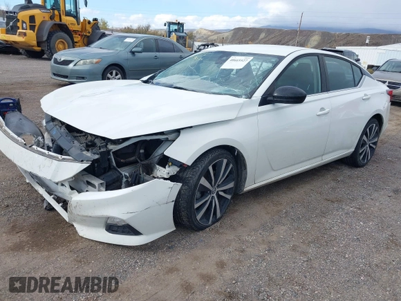 2020 Nissan Altima SR z VIN 1N4BL4CVXLC214582, wystawiony jako IAAI lot #40665527 z przebiegiem 90 224 mil mil oraz . Historia ofert i sprzedaży dostępna na DreamBid. Obrazek 2.