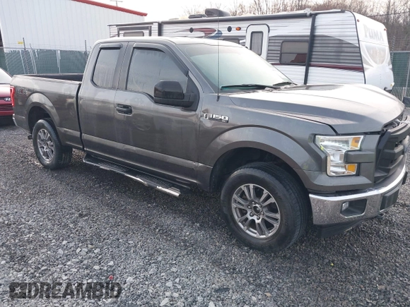 2017 Ford F-150 XL with VIN 1FTEX1E87HFB40254, listed as a IAAI auction lot 41899190 with 91,531 mi miles and . Bid and sale history available at carsss.com. Image 1.