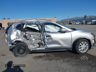 2017 Nissan Rogue SV with VIN KNMAT2MT7HP568955, listed as a IAAI auction lot 41529717 with 1 mi miles. Bid and sale history available at carsss.com. Image 6.