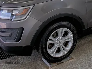 2017 Ford Police Interceptor Utility с VIN 1FM5K8AR7HGC26854, выставлен на аукционе IAAI как лот 42791619 с пробегом 105 935 миль миль и . История ставок и продаж доступна на DreamBid. Изображение 16.