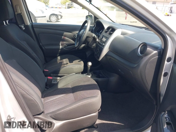 2015 Nissan Versa SV with VIN 3N1CN7AP1FL846929, listed as a IAAI auction lot 42068428 with 104,773 mi miles. Bid and sale history available at carsss.com. Image 5.