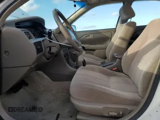 2001 Toyota Camry CE with VIN JT2BG22K610551574, listed as a Copart auction lot 82467224 with 131,730 mi miles and Clean Title. Bid and sale history available at carsss.com. Image 7.