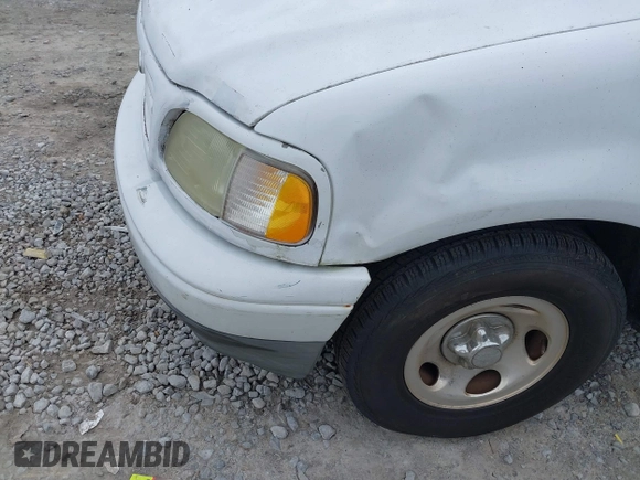2003 Ford F-150 XL with VIN 1FTRF17253NB64662, listed as a IAAI auction lot 41681596 with 271,536 mi miles and . Bid and sale history available at DreamBid. Image 6.