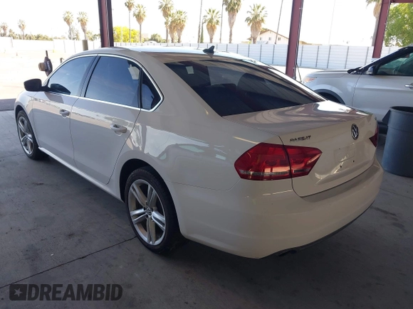 2014 Volkswagen Passat SE с VIN 1VWBN7A3XEC087730, выставлен на аукционе IAAI как лот 42374482 с пробегом 199 449 миль миль и . История ставок и продаж доступна на DreamBid. Изображение 3.