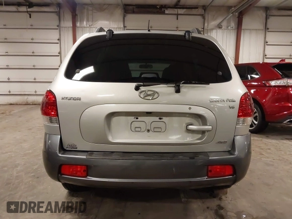 2005 Hyundai Santa Fe GLS with VIN KM8SC73D95U974594, listed as a IAAI auction lot 42340827 with 126,081 mi miles and . Bid and sale history available at DreamBid. Image 16.