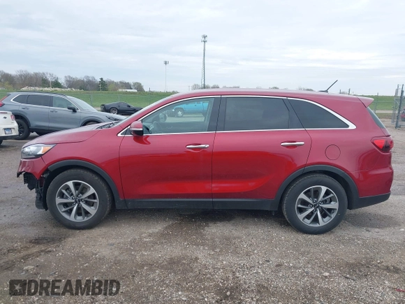 2020 Kia Sorento LX V6 with VIN 5XYPG4A52LG669865, listed as a IAAI auction lot 41897963 with 83,483 mi miles. Bid and sale history available at carsss.com. Image 15.