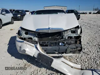 1999 Lincoln Town Car Executive z VIN 1LNHM81W8XY713650, wystawiony jako Copart lot #42335925 z przebiegiem 138 231 mil mil oraz Szkoda całkowita • Salvage title. Historia ofert i sprzedaży dostępna na DreamBid. Obrazek 5.