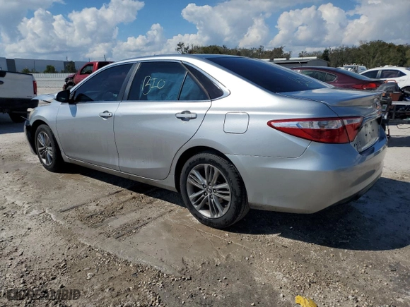 2015 Toyota Camry XLE with VIN 4T1BF1FK1FU049808, listed as a Copart auction lot 46863505 with NaN miles and Salvage Title. Bid and sale history available at carsss.com. Image 2.