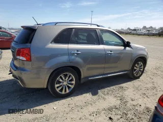 2012 Kia Sorento SX with VIN 5XYKW4A20CG294352, listed as a Copart auction lot 47394275 with 97,197 mi miles and Salvage Title. Bid and sale history available at carsss.com. Image 3.