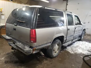 1999 GMC Suburban with VIN 1GKFK16R5XJ742953, listed as a Copart auction lot 42632795 with 253,432 mi miles and Clean Title. Bid and sale history available at carsss.com. Image 3.