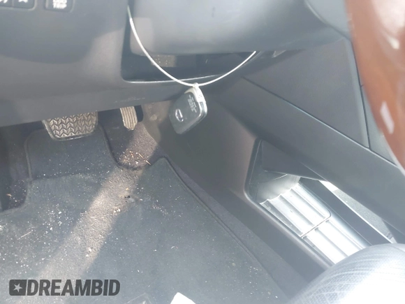 2010 Lexus RX 450h with VIN JTJZB1BA0A2001438, listed as a IAAI auction lot 41929519 with 212,730 mi miles and . Bid and sale history available at DreamBid. Image 11.