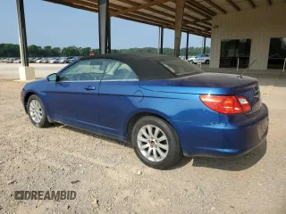 2010 Chrysler Sebring Touring z VIN 1C3BC5ED9AN181987, wystawiony jako Copart lot #53142775 z przebiegiem 162 951 mil mil oraz Szkoda całkowita • Salvage title. Historia ofert i sprzedaży dostępna na DreamBid. Obrazek 2.