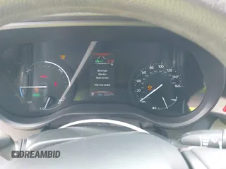2022 Toyota Sienna LE z VIN 5TDBRKEC0NS087867, wystawiony jako IAAI lot #42332549 z przebiegiem 52 551 mil mil oraz . Historia ofert i sprzedaży dostępna na DreamBid. Obrazek 7.