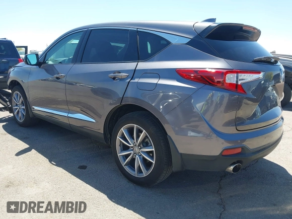 2019 Acura RDX w/Technology Pkg with VIN 5J8TC2H5XKL005340, listed as a IAAI auction lot 42098235 with 61,656 mi miles. Bid and sale history available at carsss.com. Image 3.
