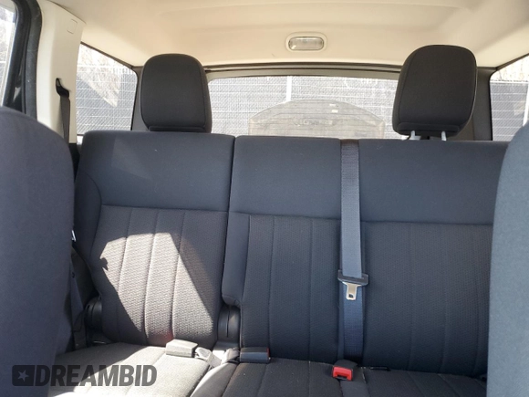 2011 Dodge Nitro Heat z VIN 1D4PU4GK7BW605931, wystawiony jako Copart lot #50860885 z przebiegiem 149 697 mil mil oraz Szkoda całkowita • Salvage title. Historia ofert i sprzedaży dostępna na DreamBid. Obrazek 10.