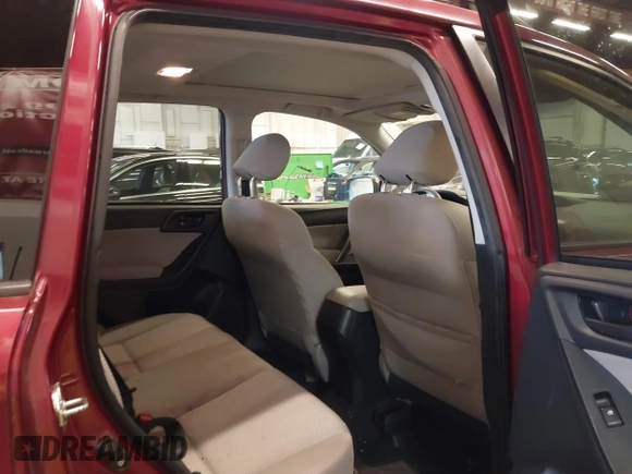 2014 Subaru Forester Premium z VIN JF2SJAEC1EH555726, wystawiony jako IAAI lot #41680381 z przebiegiem 85 528 mil mil oraz . Historia ofert i sprzedaży dostępna na DreamBid. Obrazek 8.
