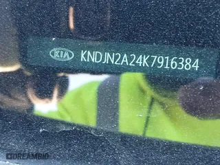 2019 Kia Soul with VIN KNDJN2A24K7916384, listed as a IAAI auction lot 41072543 with 86,603 mi miles. Bid and sale history available at carsss.com. Image 9.
