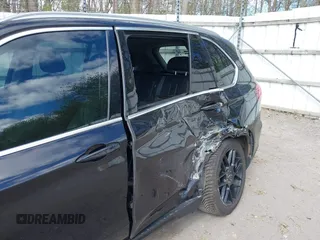 2016 BMW X5 xDrive35i z VIN 5UXKR0C59G0S91533, wystawiony jako IAAI lot #42148818 z przebiegiem 108 550 mil mil oraz . Historia ofert i sprzedaży dostępna na DreamBid. Obrazek 6.