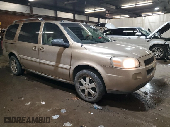 2005 Chevrolet Uplander with VIN 1GNDX33L35D234483, listed as a Copart auction lot 43506935 with 171,182 mi miles and Salvage Title. Bid and sale history available at DreamBid. Image 4.