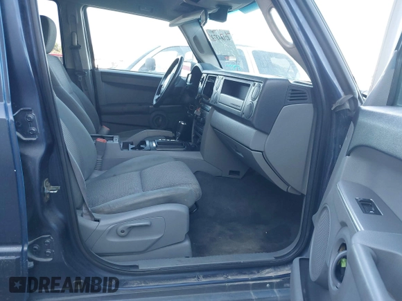 2006 Jeep Commander with VIN 1J8HG48K06C263374, listed as a IAAI auction lot 42164372 with 186,593 mi miles and . Bid and sale history available at DreamBid. Image 5.