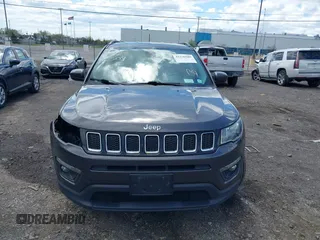 2020 Jeep Compass Latitude с VIN 3C4NJDBB9LT143240, выставлен на аукционе IAAI как лот 42236509 с пробегом 77 296 миль миль и . История ставок и продаж доступна на DreamBid. Изображение 12.