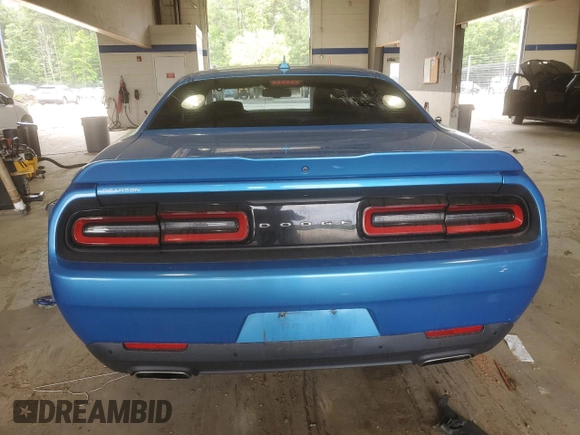 2015 Dodge Challenger SXT Plus with VIN 2C3CDZBGXFH856074, listed as a Copart auction lot 60889035 with 205,447 mi miles and Salvage title. Bid and sale history available at DreamBid. Image 6.