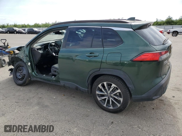 2022 Toyota Corolla Cross XLE с VIN 7MUDAAAG8NV029059, выставлен на аукционе Copart как лот 58739915 с пробегом 62 433 миль миль и Списание • Salvage title. История ставок и продаж доступна на DreamBid. Изображение 2.