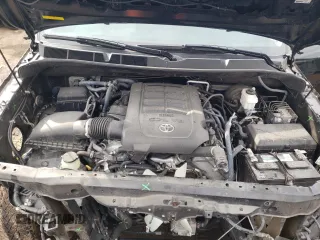 2018 Toyota Sequoia Platinum with VIN 5TDDY5G14JS156580, listed as a Copart auction lot 45217963 with 40,927 mi miles. Bid and sale history available at carsss.com. Image 12.