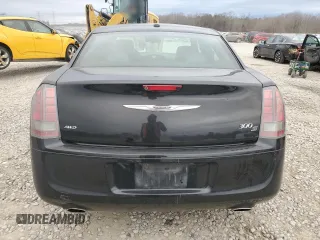 2014 Chrysler 300 with VIN 2C3CCAGG7EH384749, listed as a Copart auction lot 44434625 with 197,203 mi miles and Salvage Title. Bid and sale history available at carsss.com. Image 6.