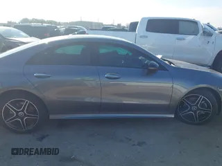 2024 Mercedes-Benz CLA 250 z VIN W1K5J4HB4RN461367, wystawiony jako IAAI lot #41590994 z przebiegiem 6 251 mil mil oraz . Historia ofert i sprzedaży dostępna na DreamBid. Obrazek 13.