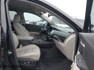 2020 Cadillac XT4 FWD Premium Luxury with VIN 1GYFZCR48LF142955, listed as a IAAI auction lot 41255161 with 39,830 mi miles. Bid and sale history available at carsss.com. Image 5.