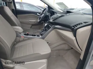 2015 Ford Escape SE with VIN 1FMCU0G95FUC81490, listed as a IAAI auction lot 42136791 with 140,967 mi miles. Bid and sale history available at carsss.com. Image 5.