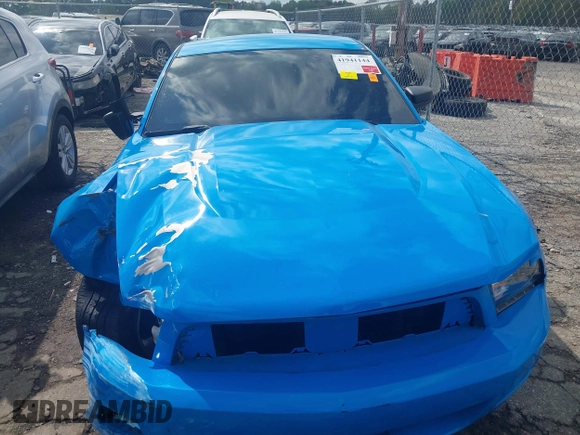 2011 Ford Mustang V6 with VIN 1ZVBP8AM7B5140537, listed as a IAAI auction lot 41941144 with 109,573 mi miles and . Bid and sale history available at carsss.com. Image 12.