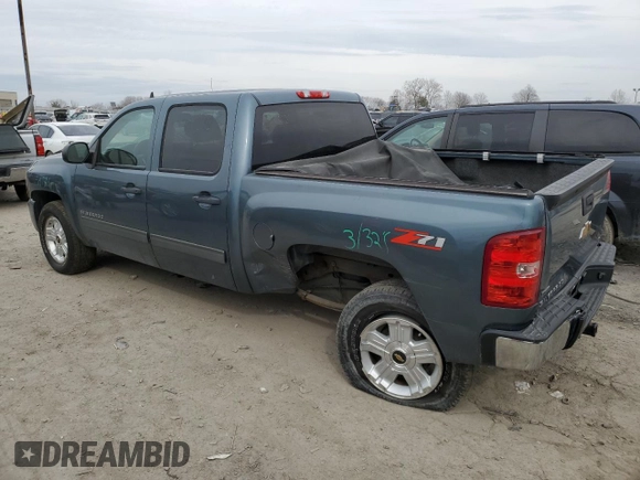 2011 Chevrolet Silverado 1500 LT with VIN 3GCPCSE03BG327145, listed as a Copart auction lot 44756035 with 226,378 mi miles and Salvage Title. Bid and sale history available at DreamBid. Image 2.