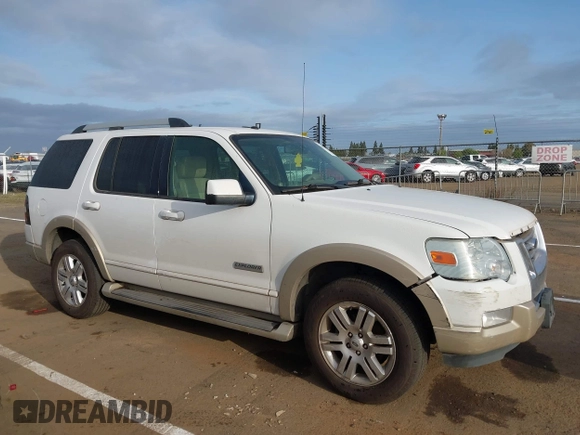 2007 Ford Explorer Eddie Bauer z VIN 1FMEU64E77UB17558, wystawiony jako IAAI lot #41915748 z przebiegiem Nie podano mil oraz . Historia ofert i sprzedaży dostępna na DreamBid. Obrazek 13.