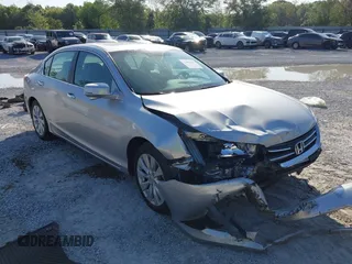 2013 Honda Accord EX z VIN 1HGCR2F71DA103190, wystawiony jako IAAI lot #41988456 z przebiegiem 40 926 mil mil oraz . Historia ofert i sprzedaży dostępna na DreamBid. Obrazek 1.