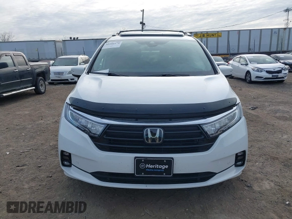 2024 Honda Odyssey Elite with VIN 5FNRL6H93RB000285, listed as a IAAI auction lot 40906174 with 20,146 mi miles. Bid and sale history available at carsss.com. Image 11.