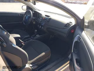 2010 Kia Forte Koup EX with VIN KNAFU6A29A5132726, listed as a IAAI auction lot 42015833 with 156,000 mi miles. Bid and sale history available at carsss.com. Image 5.