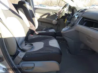 2007 Honda CR-V EX with VIN JHLRE48567C085583, listed as a IAAI auction lot 41509142 with 132,869 mi miles. Bid and sale history available at carsss.com. Image 5.