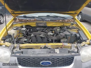 2001 Ford Escape XLT with VIN 1FMYU04171KE58419, listed as a IAAI auction lot 41723939 with 176,759 mi miles. Bid and sale history available at carsss.com. Image 10.