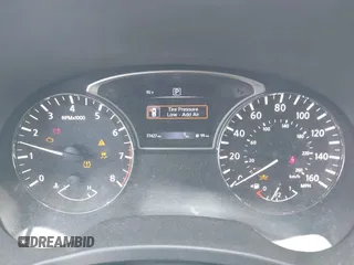 2019 Nissan Pathfinder SV with VIN 5N1DR2MN1KC624928, listed as a IAAI auction lot 42571925 with 77,427 mi miles and . Bid and sale history available at DreamBid. Image 7.