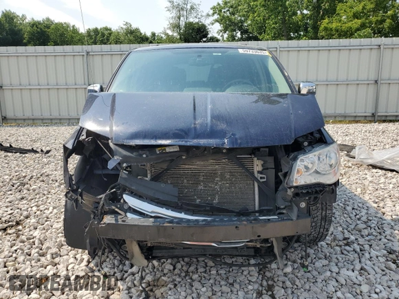 2014 Chrysler Town & Country Touring L z VIN 2C4RC1CG9ER421287, wystawiony jako Copart lot #59733635 z przebiegiem 99 270 mil mil oraz Czysty tytuł • Clean title. Historia ofert i sprzedaży dostępna na DreamBid. Obrazek 5.