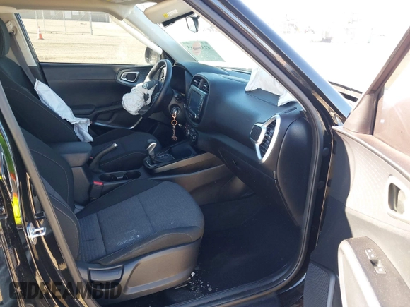 2021 Kia Soul GT-Line with VIN KNDJ63AUXM7776297, listed as a IAAI auction lot 41337165 with 64,333 mi miles and . Bid and sale history available at DreamBid. Image 5.