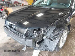 2012 Volkswagen Passat SE z VIN 1VWBH7A39CC085441, wystawiony jako IAAI lot #41866679 z przebiegiem 110 950 mil mil oraz . Historia ofert i sprzedaży dostępna na DreamBid. Obrazek 6.