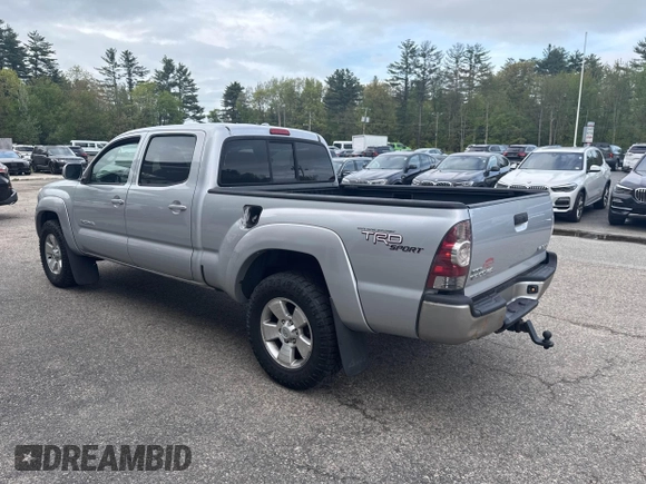2010 Toyota Tacoma with VIN 5TEMU4FN9AZ700195, listed as a IAAI auction lot 42292106 with 232,453 mi miles and . Bid and sale history available at DreamBid. Image 3.
