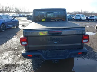 2022 Jeep Gladiator Texas Trail with VIN 1C6HJTAG7NL141819, listed as a IAAI auction lot 41520083 with 21,191 mi miles and . Bid and sale history available at DreamBid. Image 16.