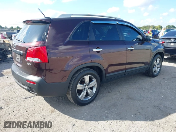 2012 Kia Sorento EX with VIN 5XYKU3A67CG224950, listed as a IAAI auction lot 41523784 with 113,930 mi miles. Bid and sale history available at carsss.com. Image 4.