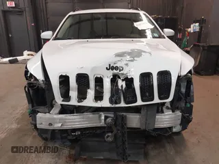 2018 Jeep Cherokee Latitude z VIN 1C4PJMCX0JD505901, wystawiony jako IAAI lot #41615476 z przebiegiem 106 873 mil mil oraz . Historia ofert i sprzedaży dostępna na DreamBid. Obrazek 13.
